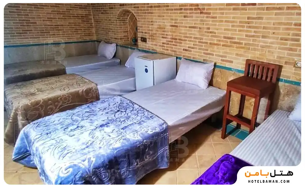 اتاق سه تخته سه دری (اقامت با صبحانه)